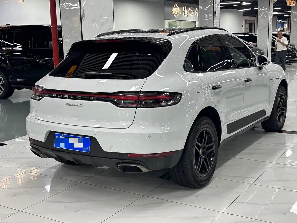 Porsche Macan 2020