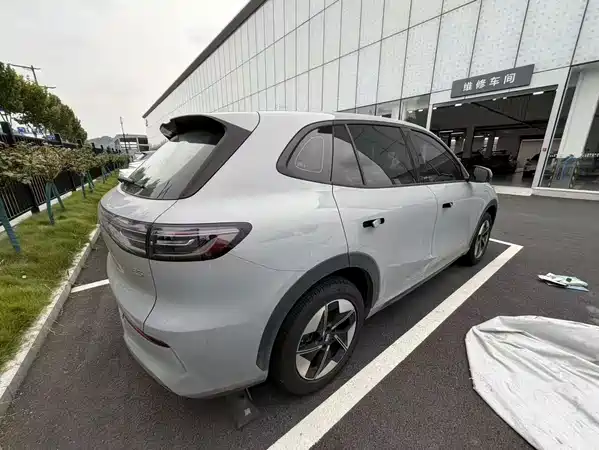 Geely Galaxy E5 2025
