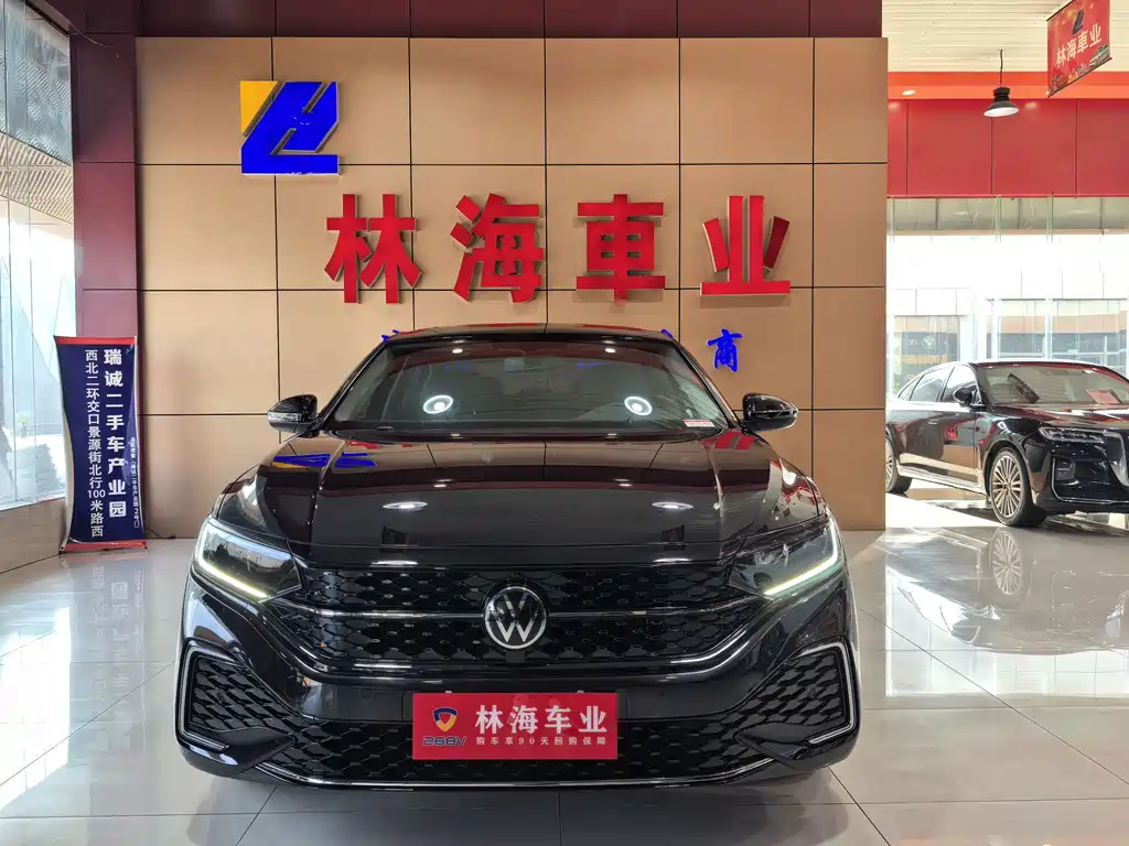 Volkswagen Passat 2025