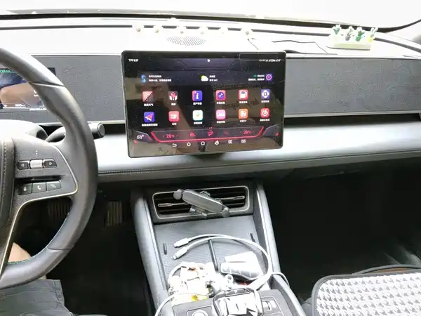 BYD Qin L 2024