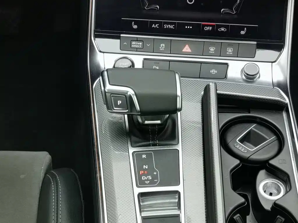 Audi A6L 2021 — фото 13