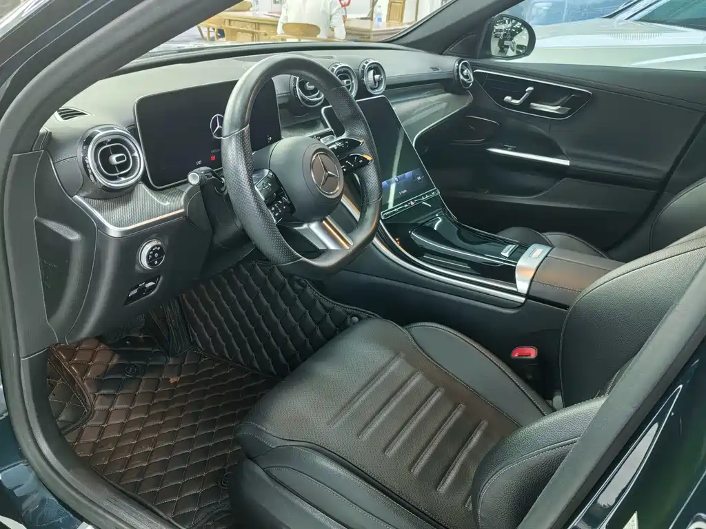 Mercedes-Benz C-Class 2022