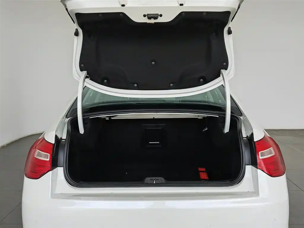 Citroen C5 2014 — фото 16