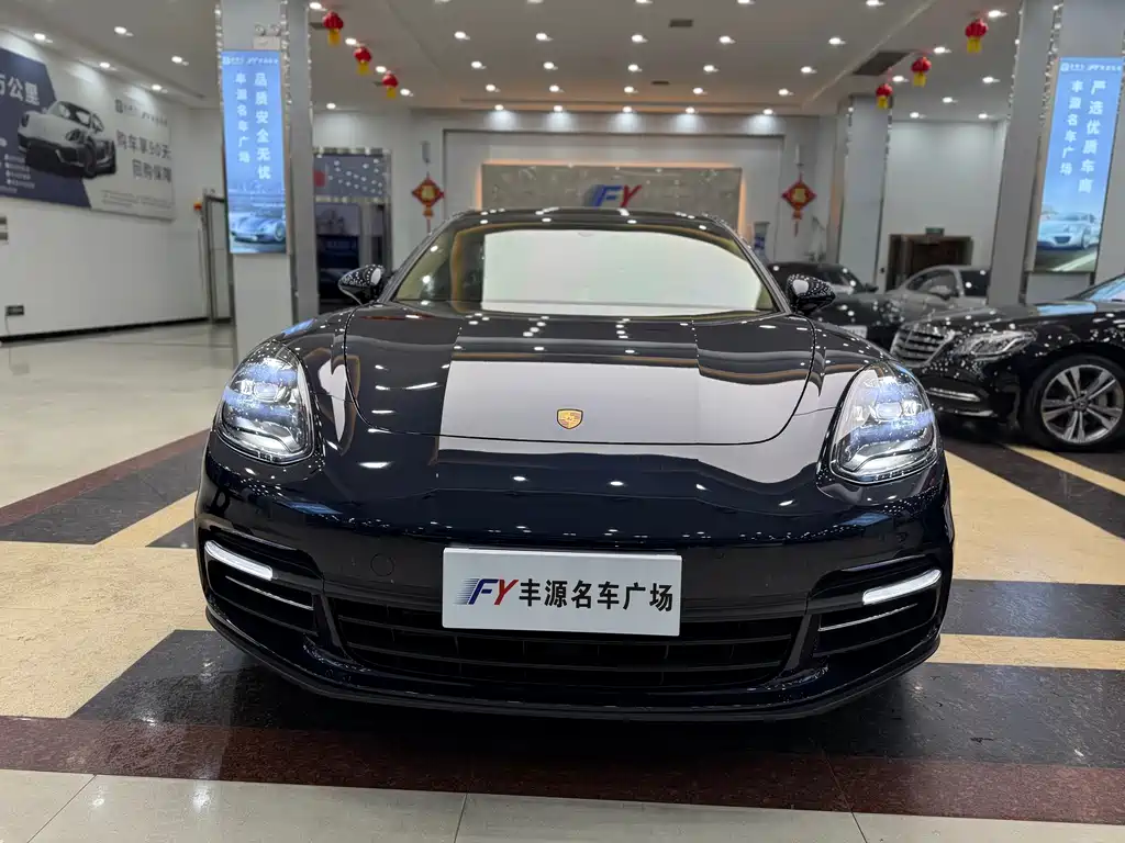 Porsche Panamera 2018 — фото 2