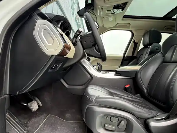 Land Rover Range Rover Sport 2014