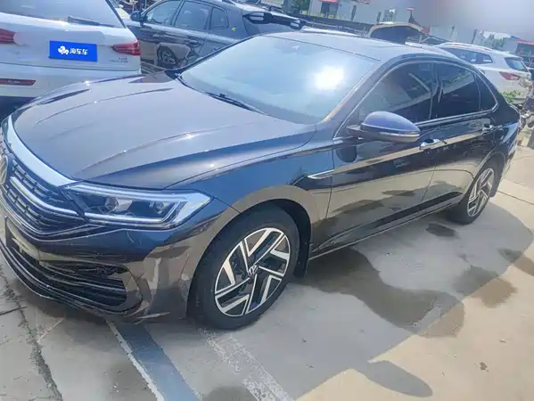 Volkswagen Sagitar 2025