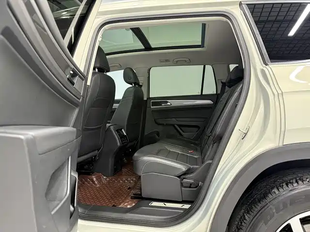 Volkswagen Teramont 2019 — фото 10