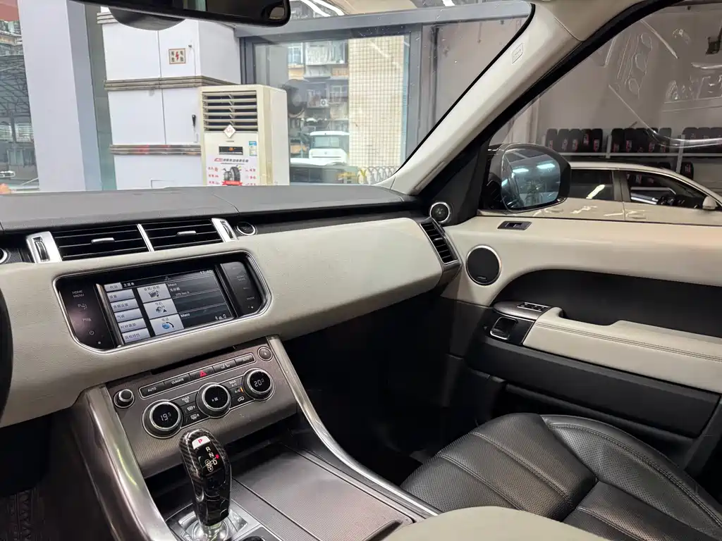 Land Rover Range Rover Sport 2014 — фото 14