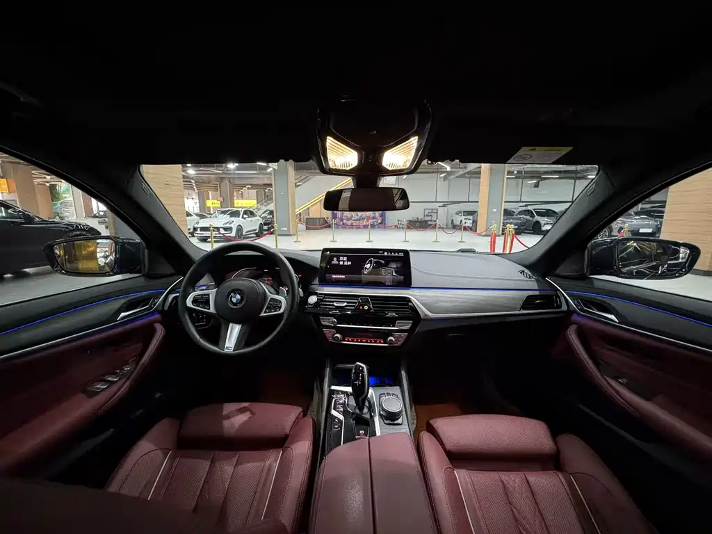 BMW 5 Series 2021