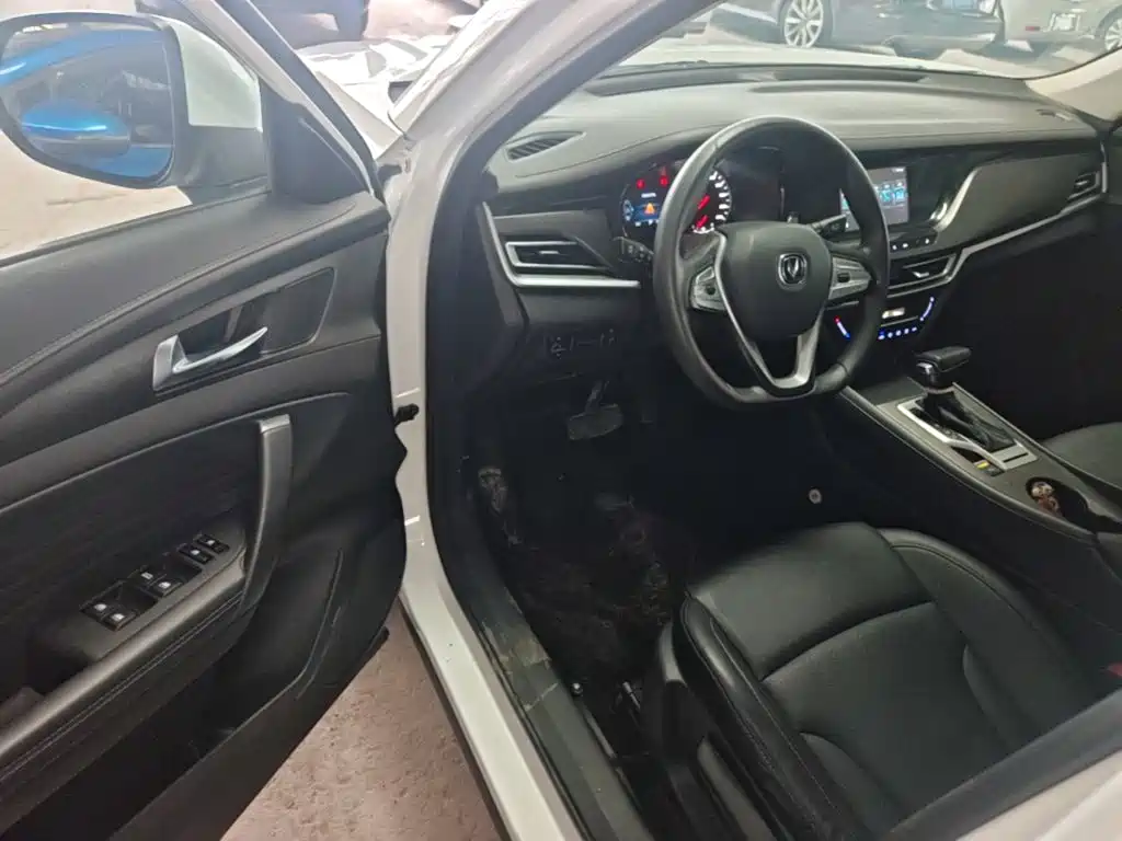 Changan CS35PLUS 2021 — фото 16