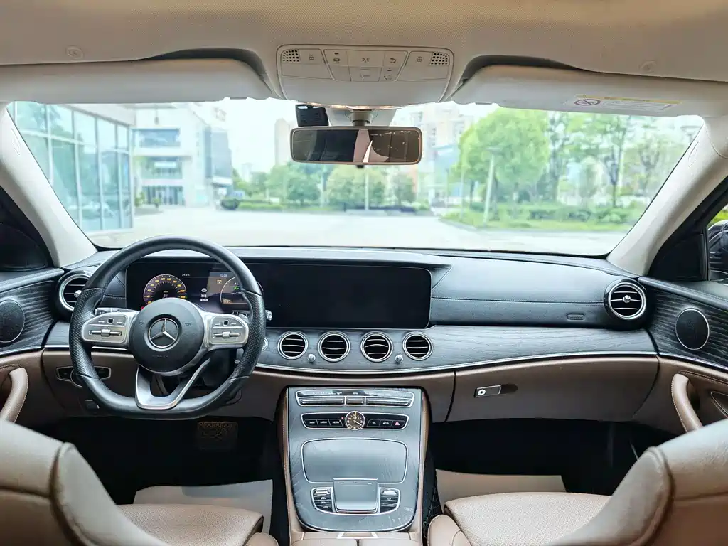 Mercedes-Benz E-Class 2019 — фото 5