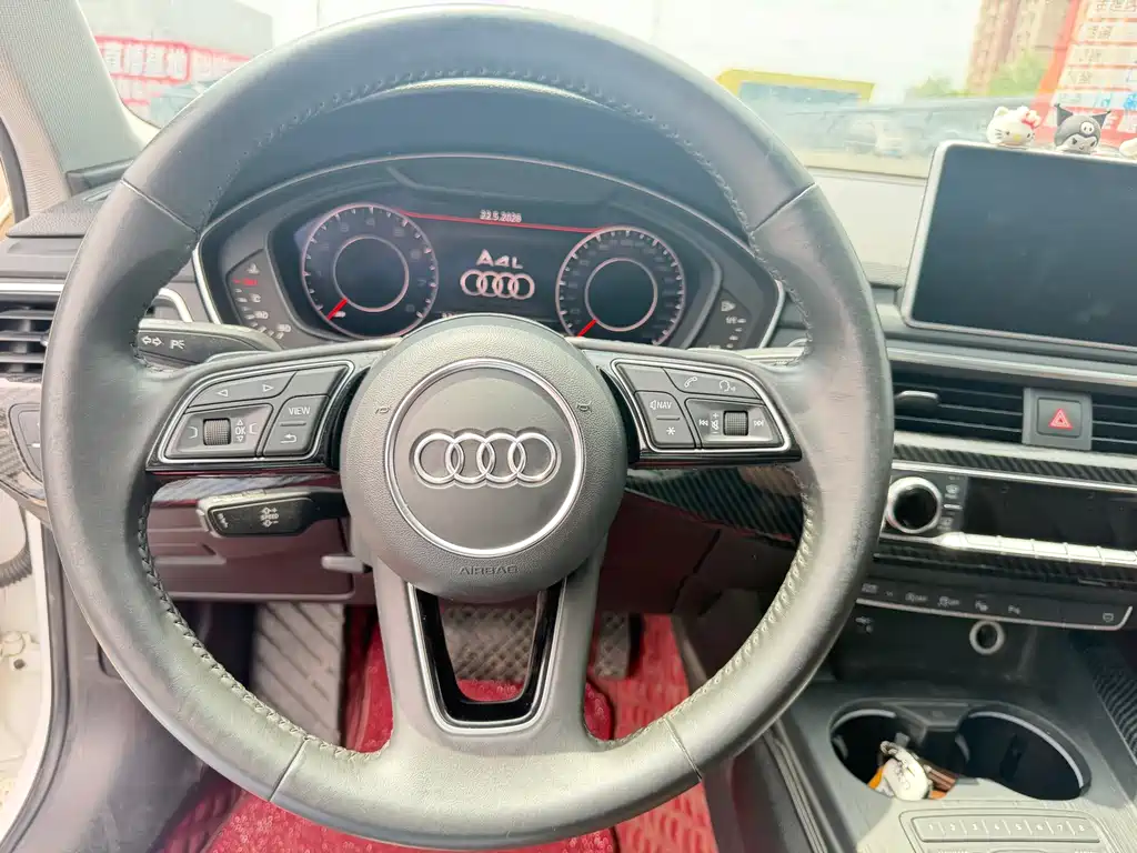 Audi A4L 2019 — фото 15
