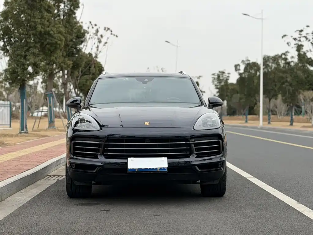 Porsche Cayenne 2020 — фото 2