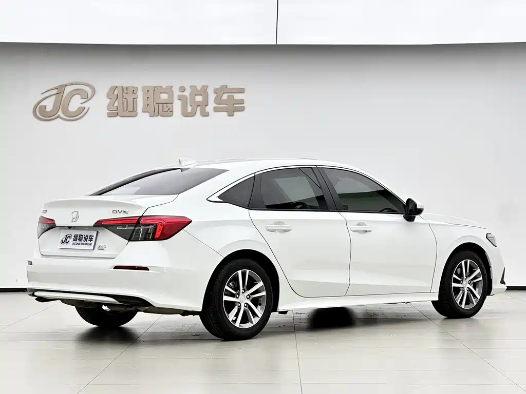 Honda Civic 2023 — фото 16