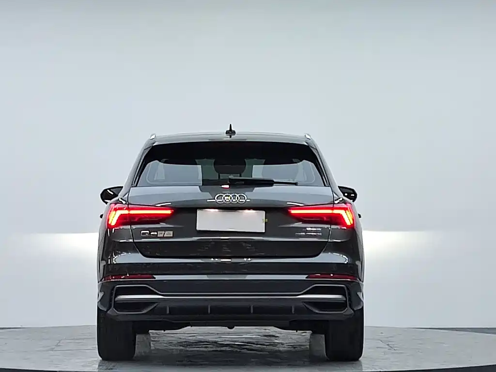 Audi Q3 2023