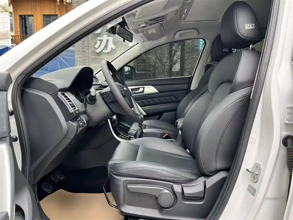 Haval H2 2015 — фото 15