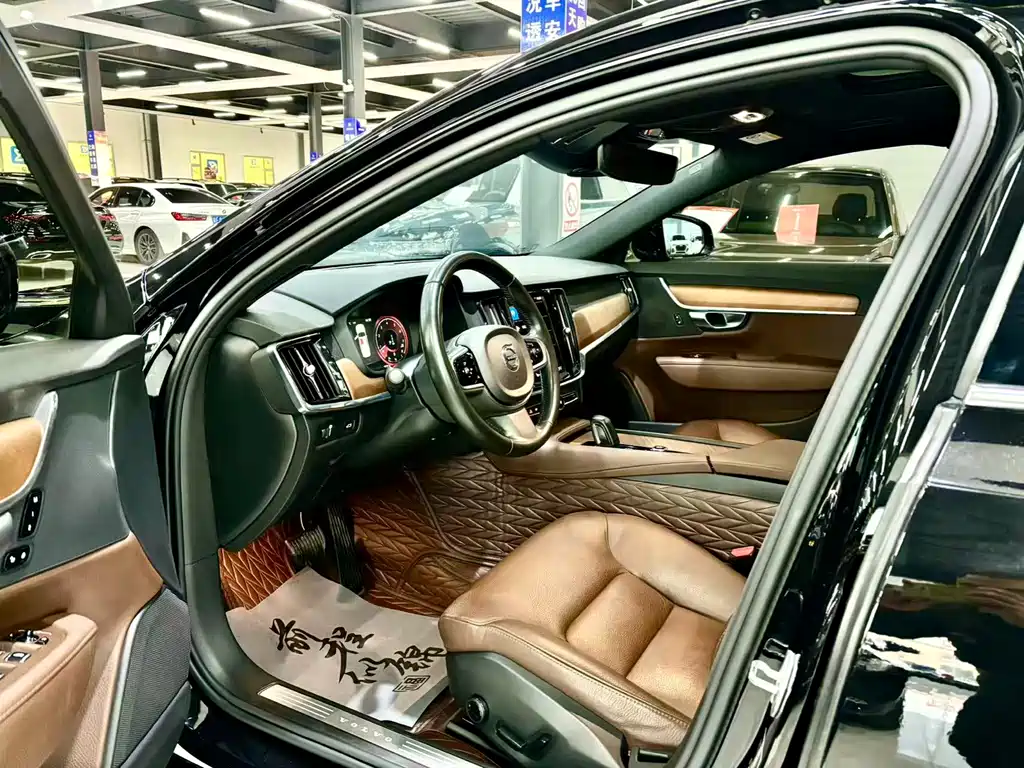 Volvo S90 2021 — фото 5