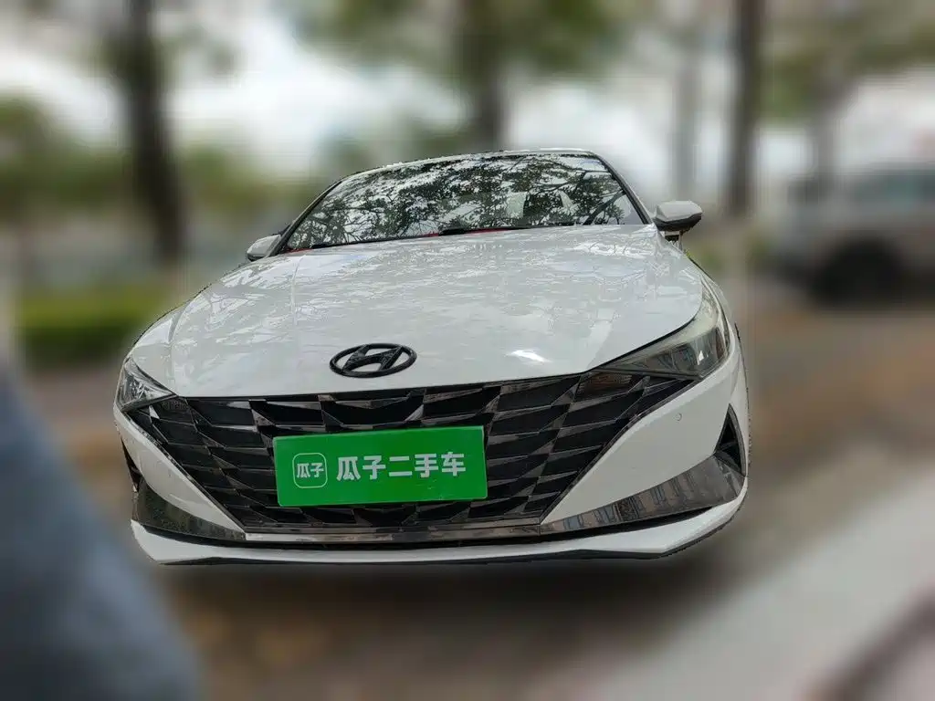 Hyundai Elantra 2021