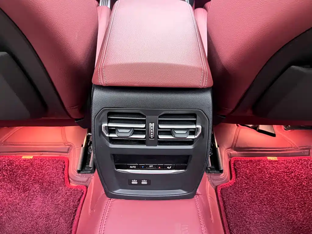 BMW 3 Series 2022 — фото 17