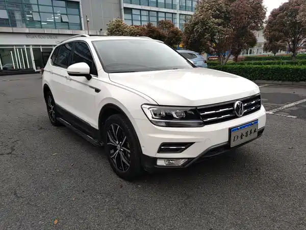 Volkswagen Tiguan L 2020