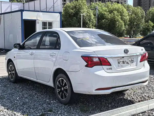 BYD F3 2021