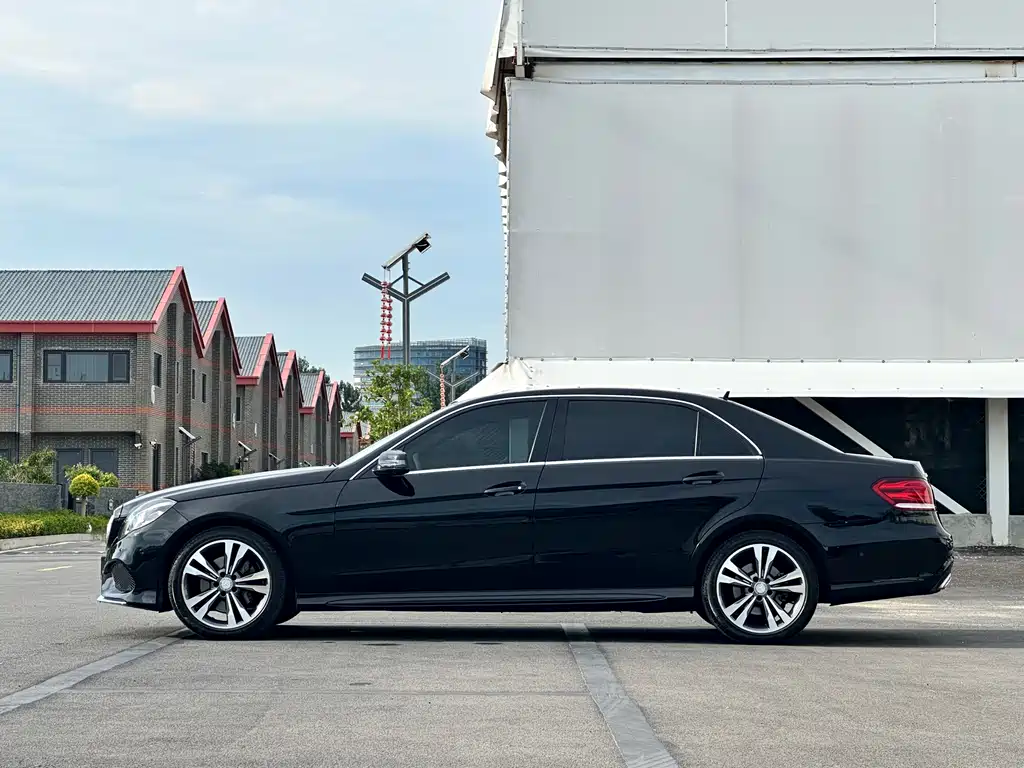 Mercedes-Benz E-Class 2017