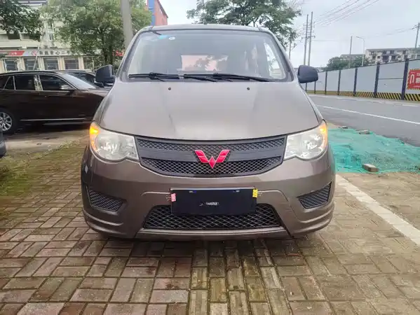 Wuling Hongguang 2016