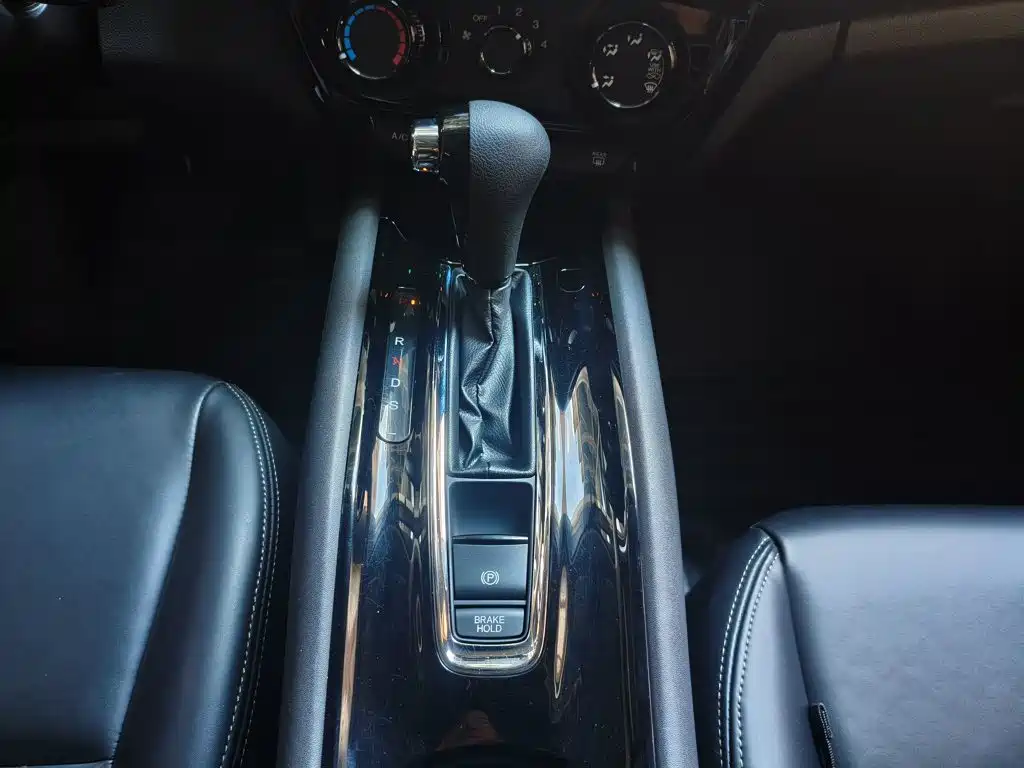 Honda Vezel 2021 — фото 14