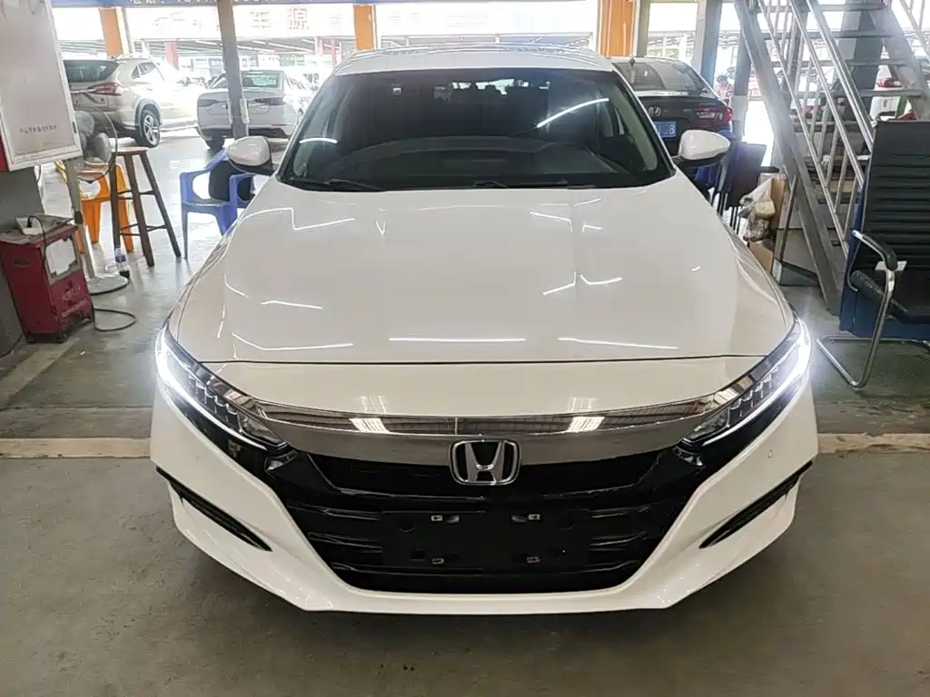 Honda Accord 2020 — фото 3