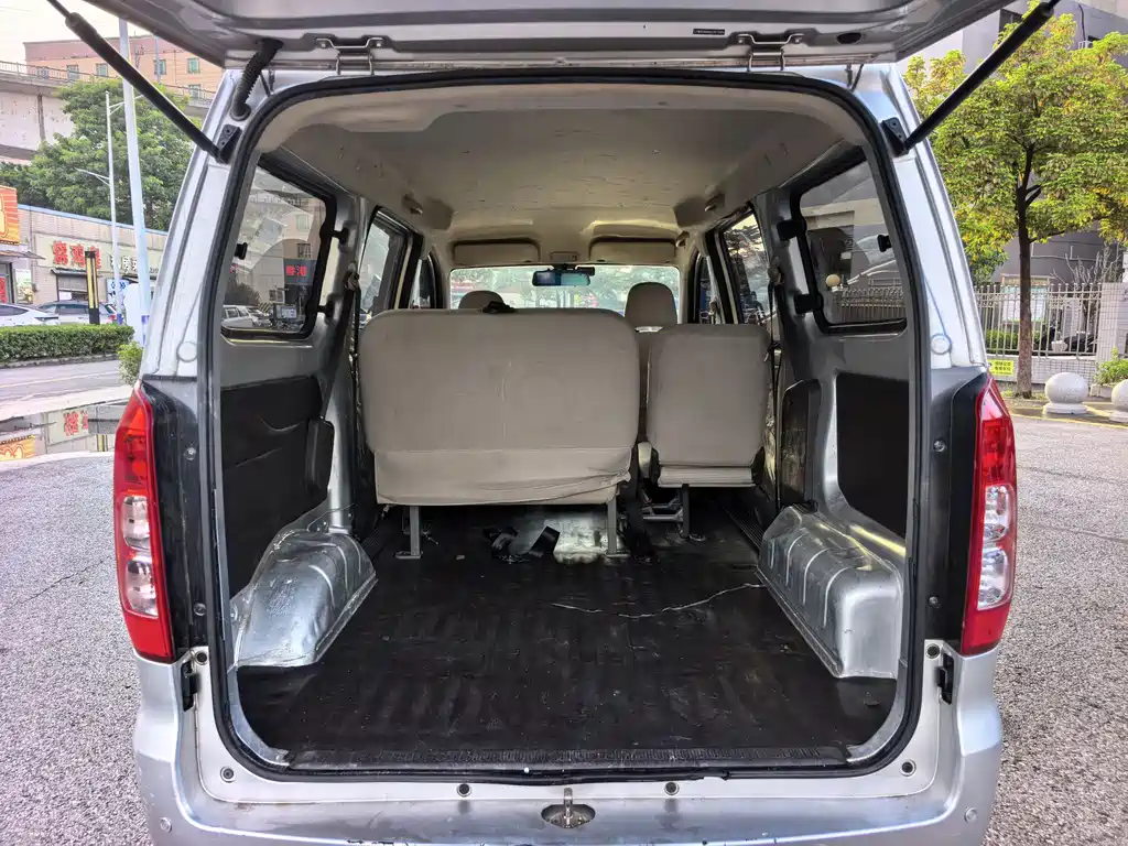 Wuling Hongguang V 2020