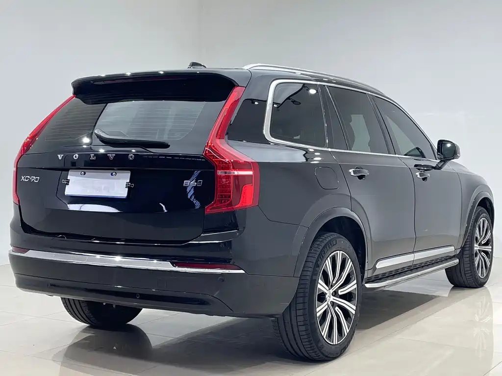 Volvo XC90 2022 — фото 7