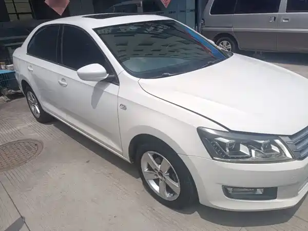 Volkswagen Santana 2015