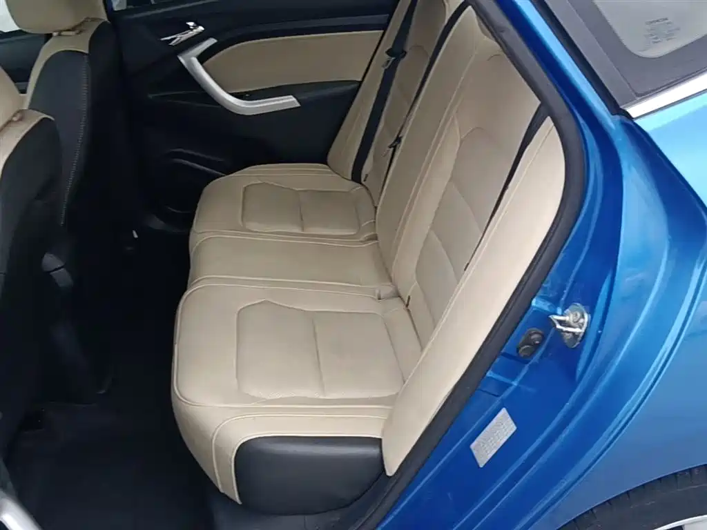 Changan V7 2015 — фото 17