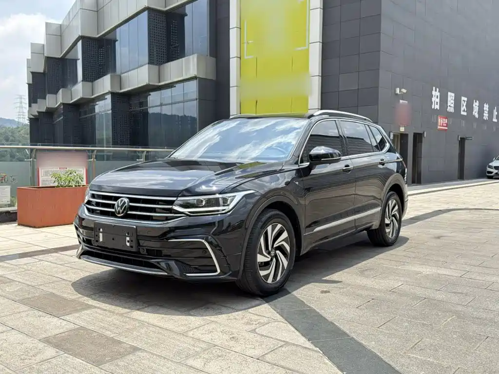 Volkswagen Tiguan L 2024