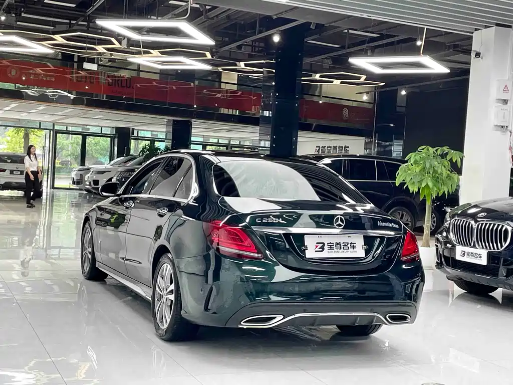 Mercedes-Benz C-Class 2020 — фото 18