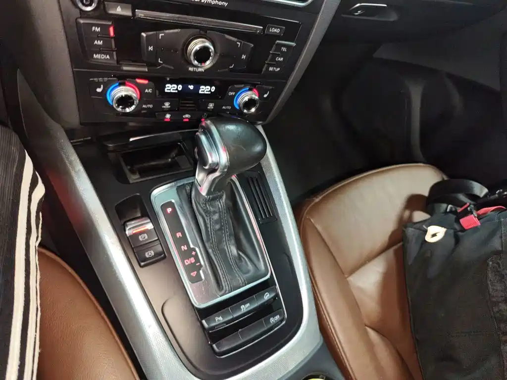 Audi Q5 2014 — фото 14