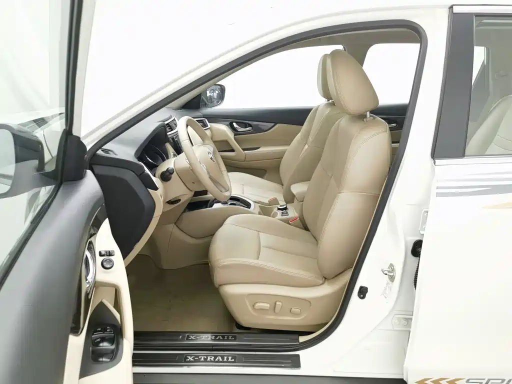 Nissan X-Trail 2016 — фото 10