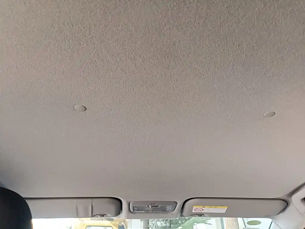 Toyota Yaris L 2022 — фото 18