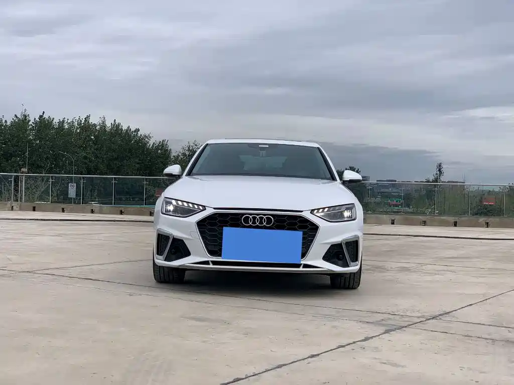 Audi A4L 2022