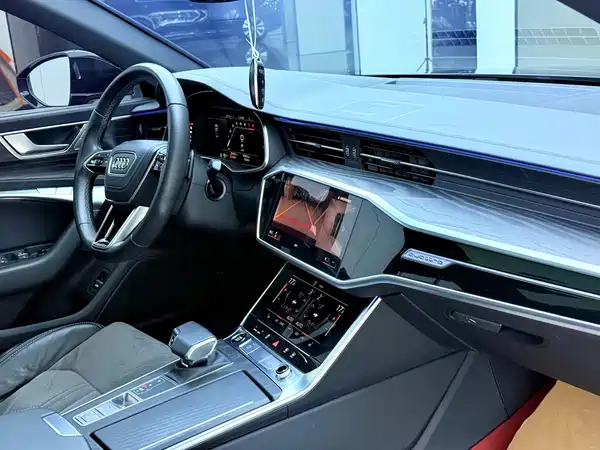 Audi A6L 2024