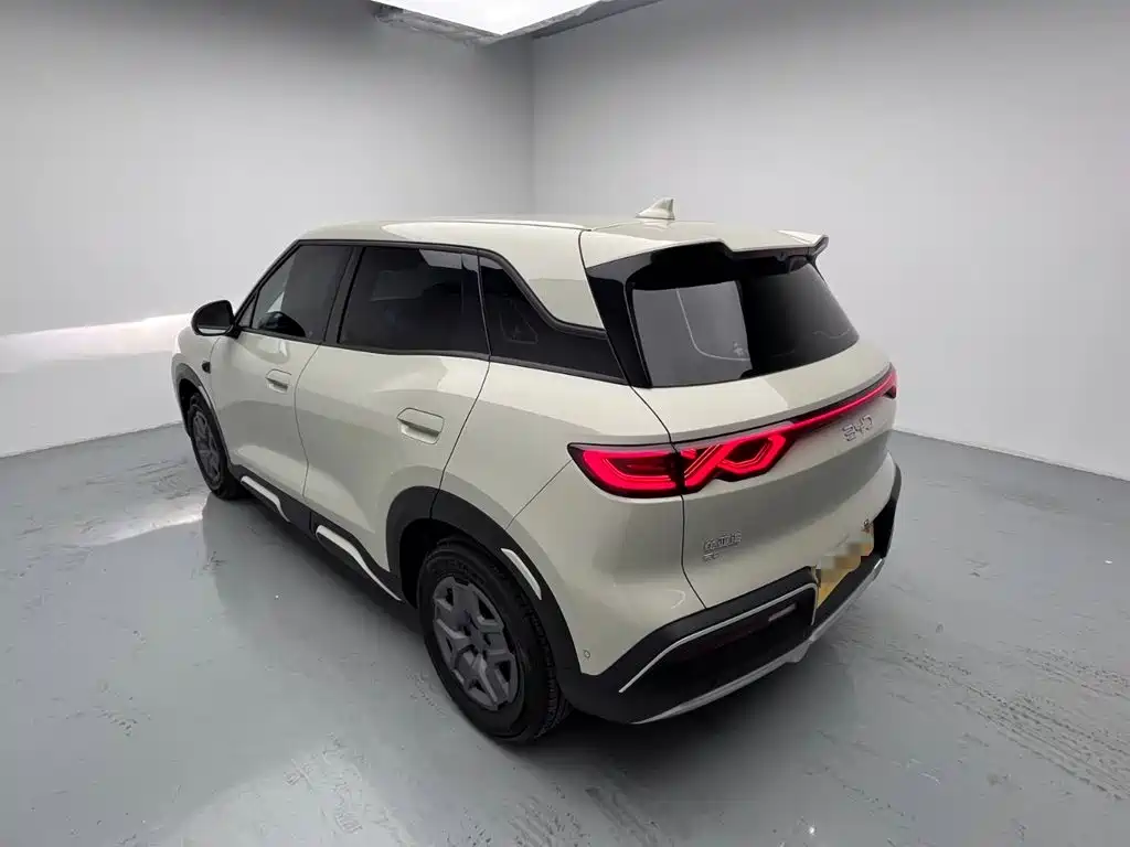 BYD Yuan UP 2025