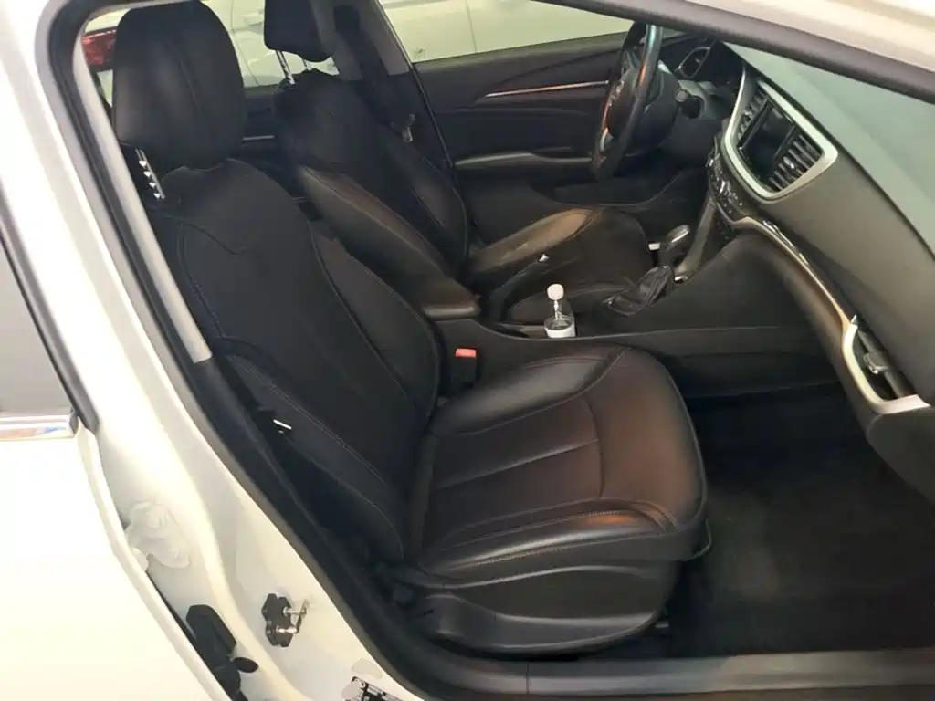 Buick Excelle GT 2015 — фото 25