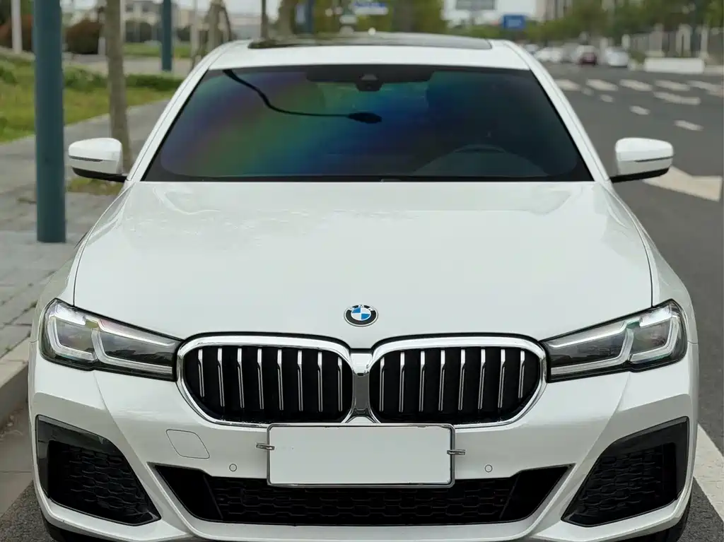 BMW 5 Series 2023