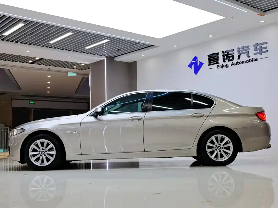 BMW 5 Series 2016