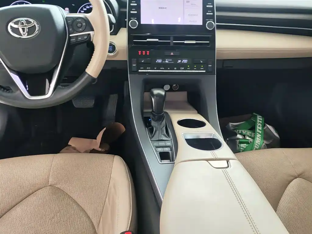 Toyota Avalon 2019 — фото 14