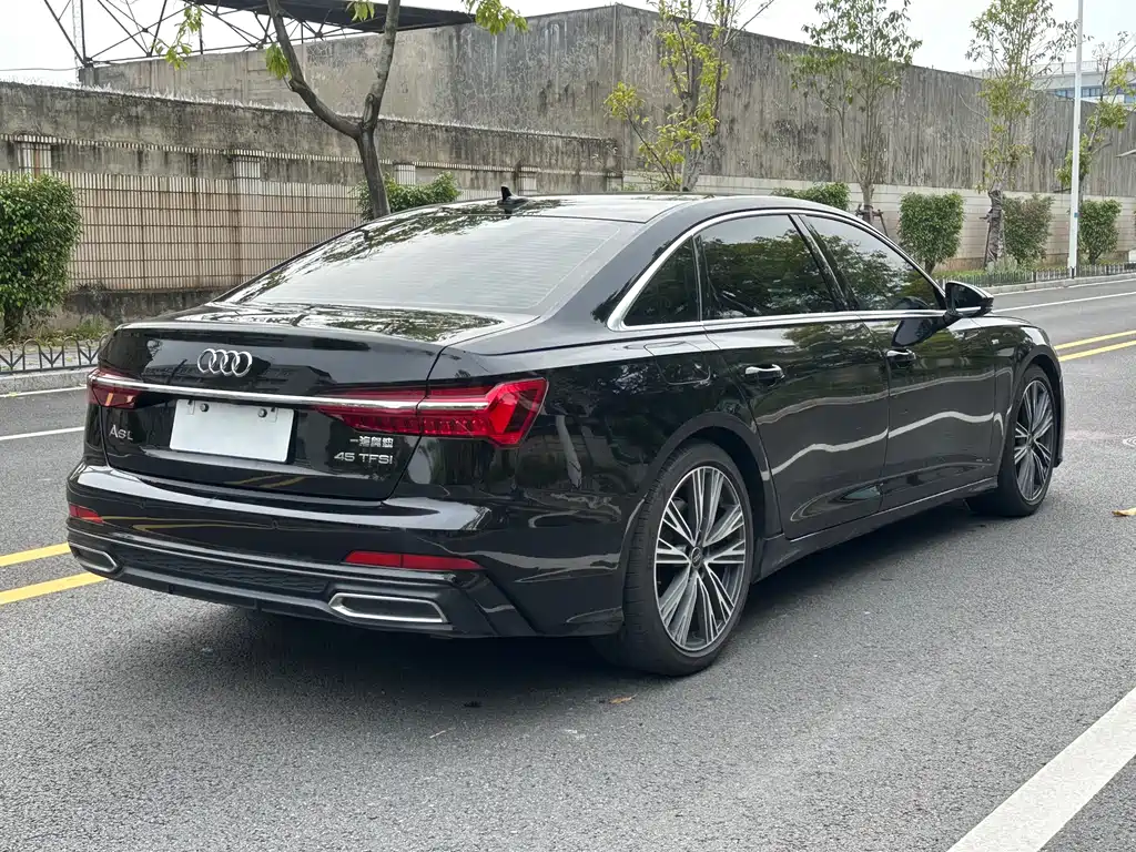 Audi A6L 2022 — фото 6