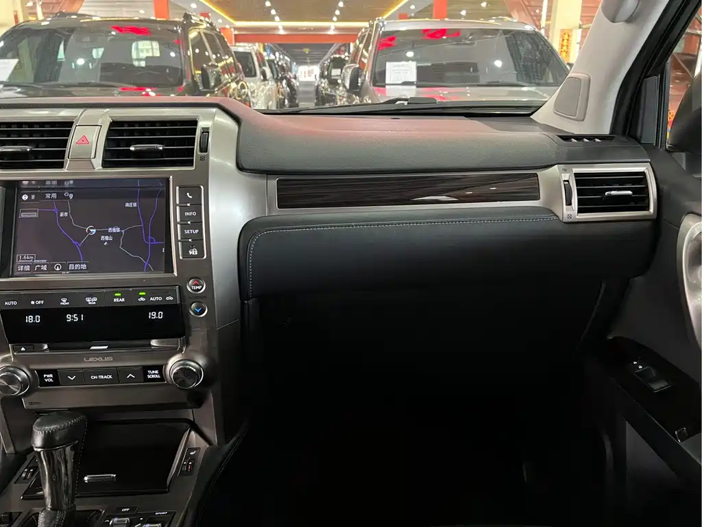 Lexus GX 2015 — фото 10
