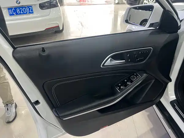Mercedes-Benz GLA 2017
