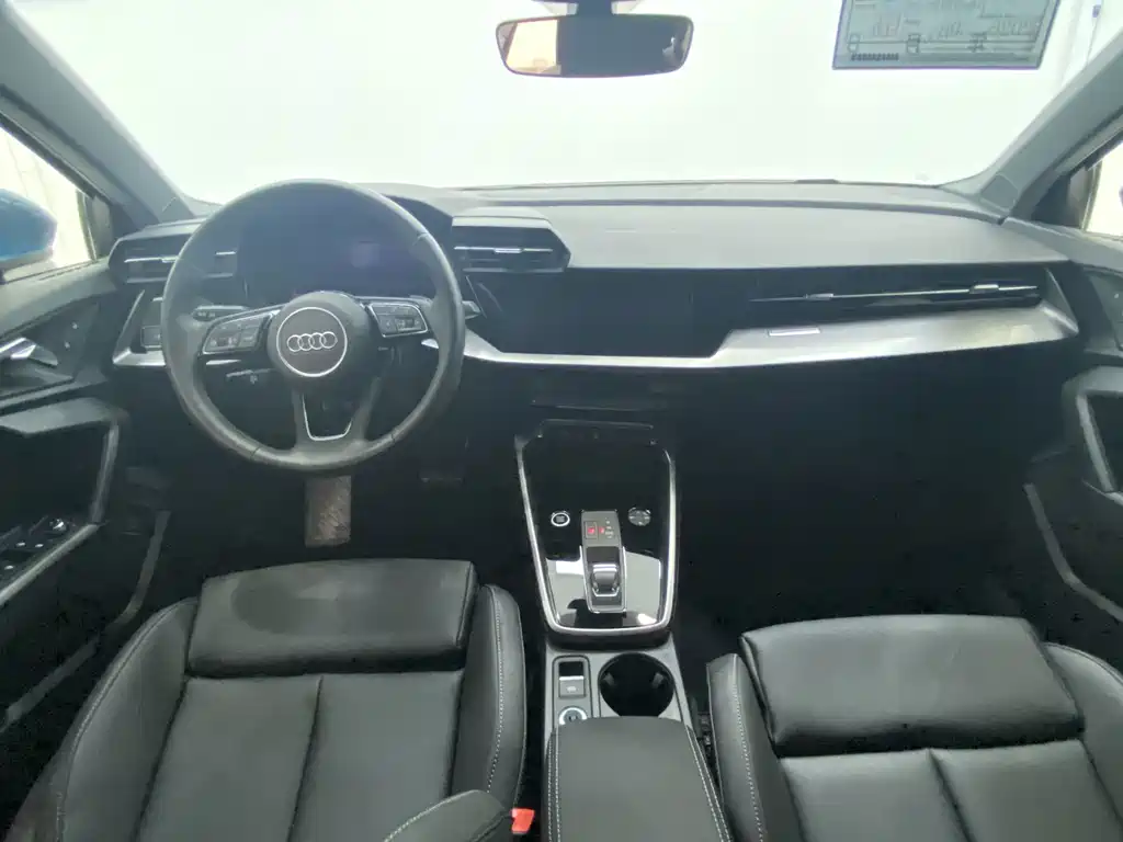 Audi A3 2022 — фото 10
