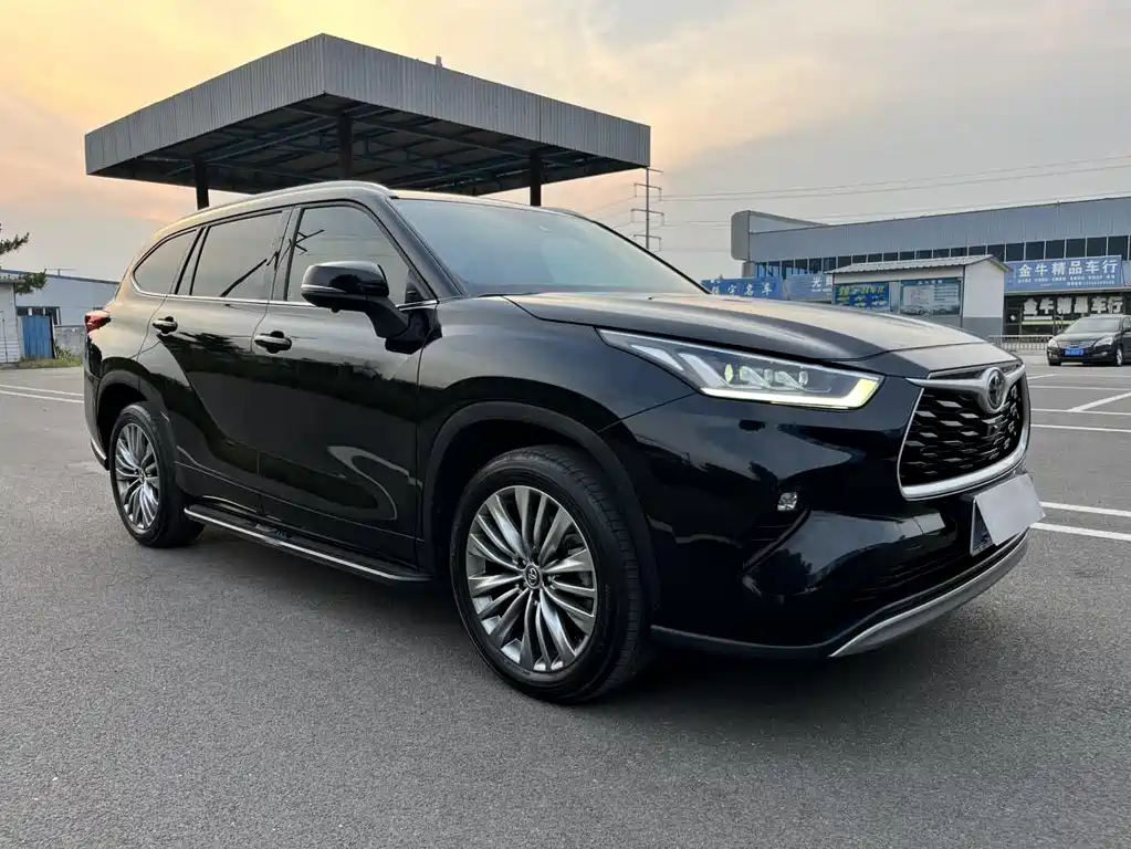 Toyota Highlander 2024
